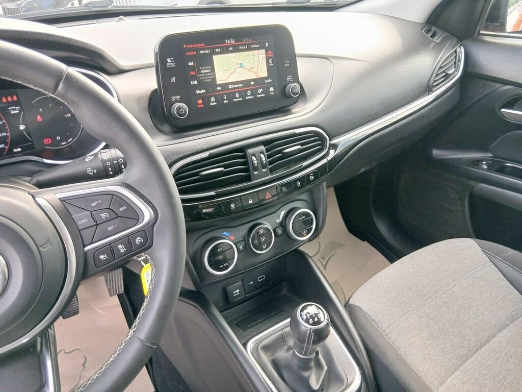 Fiat Tipo 1.0 Cross
