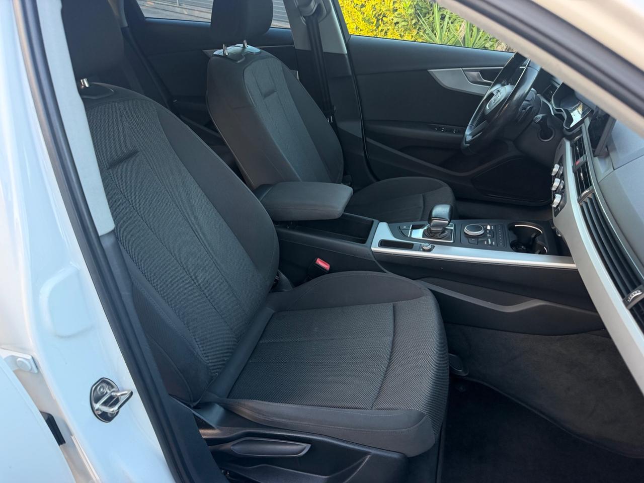 Audi A4 2.0 TDI 150 CV ULTRA EURO6