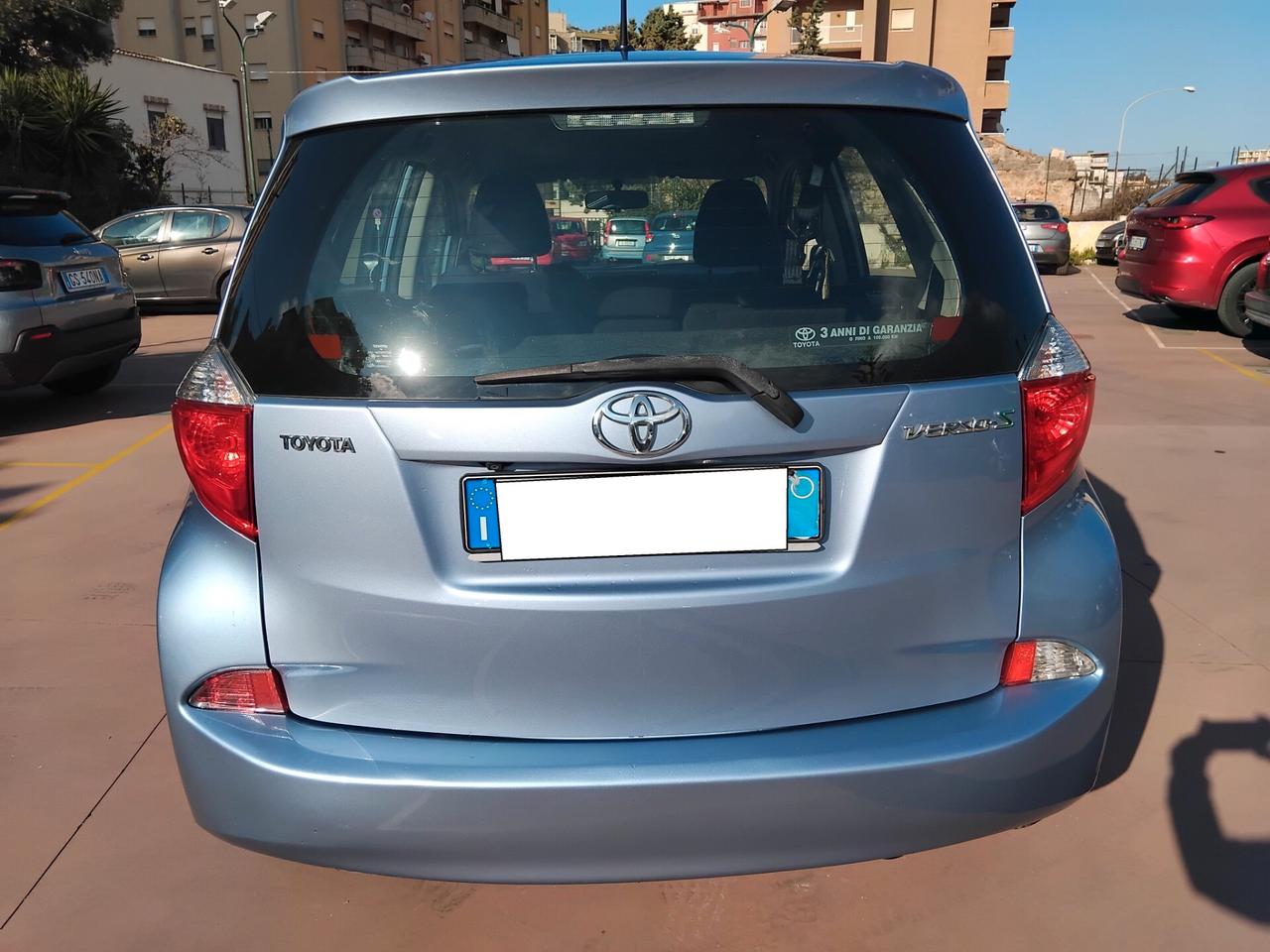Toyota Verso-S 1.3 MT Active