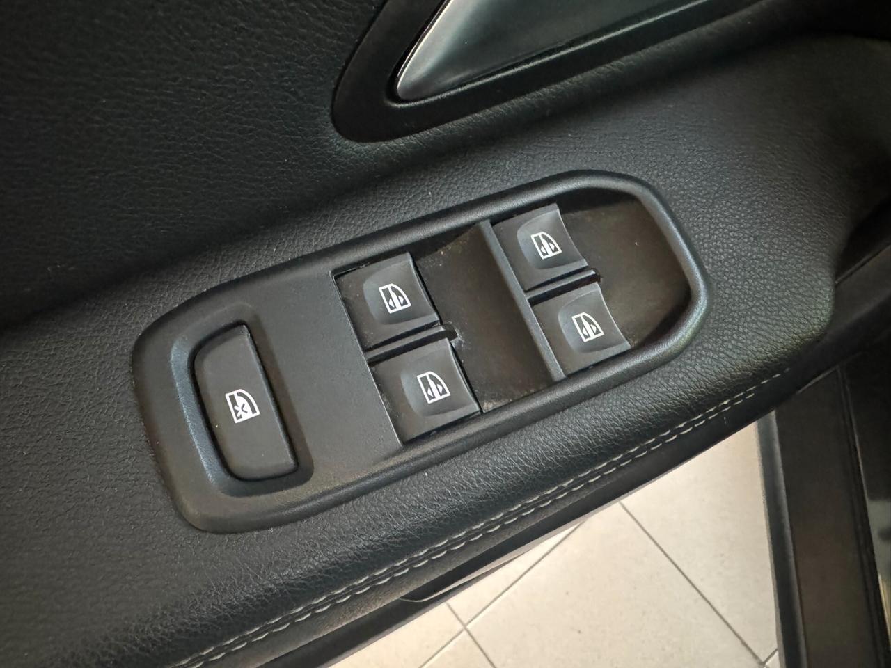 Dacia Duster 1.0 TCe GPL 100 CV ECO-G 4x2 Prestige - SUPER PREZZO! FULL OPTIONAL! OK NEOPATENTATI/E!
