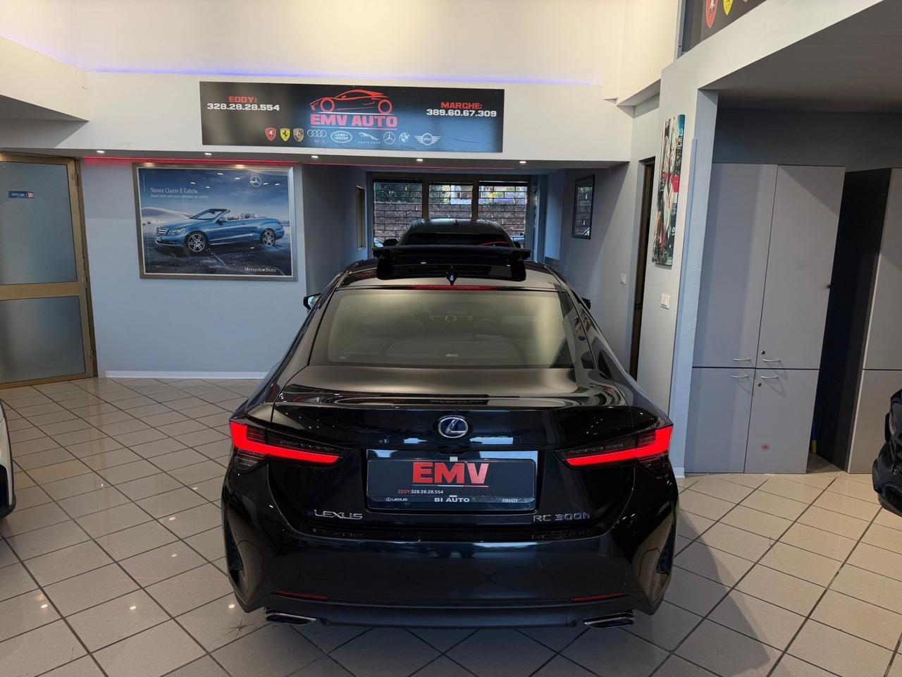 Lexus RC 300h HYBRID F SPORT