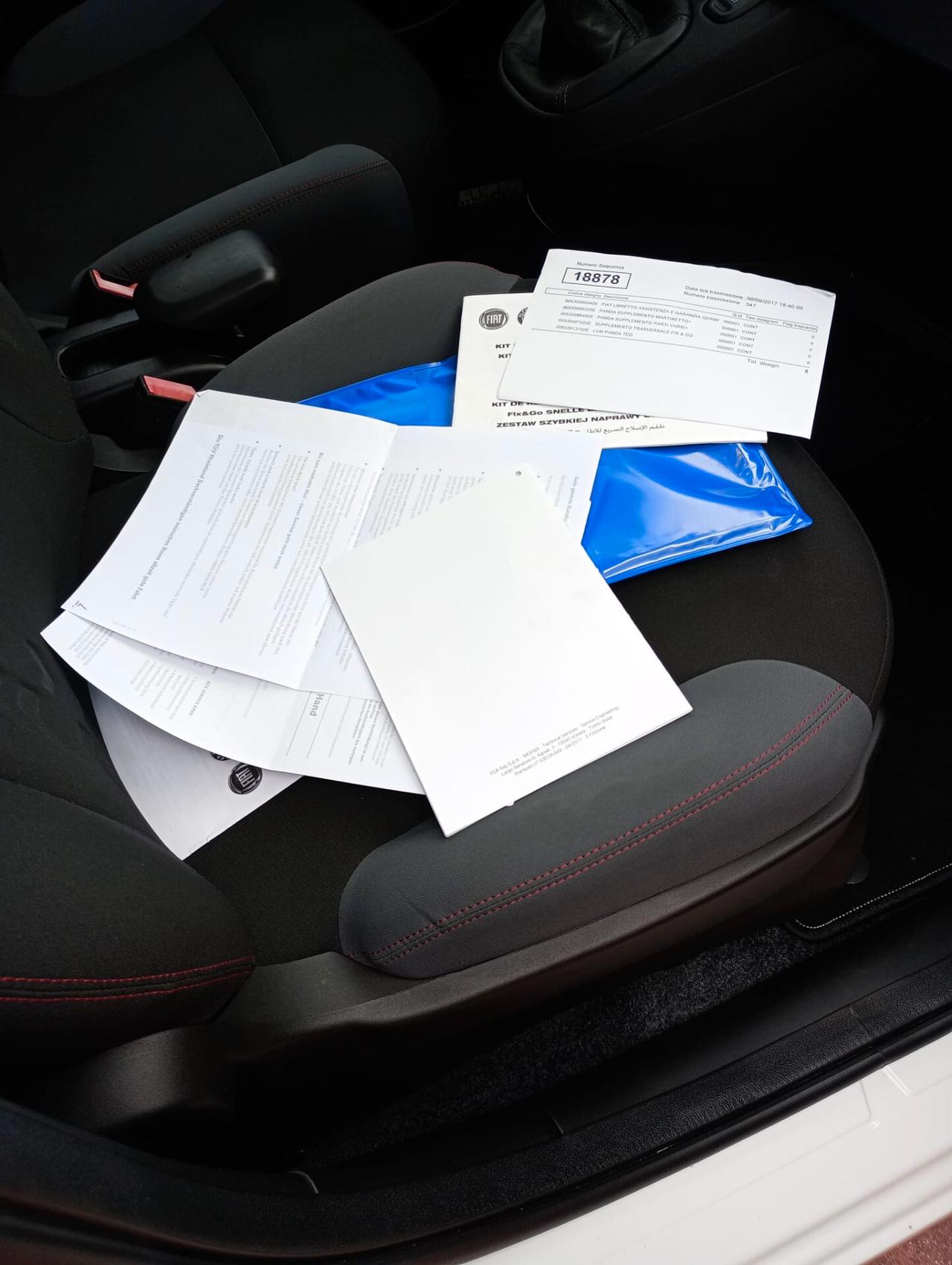 Fiat Panda 1.2 Lounge uconnect,pari al nuovo.