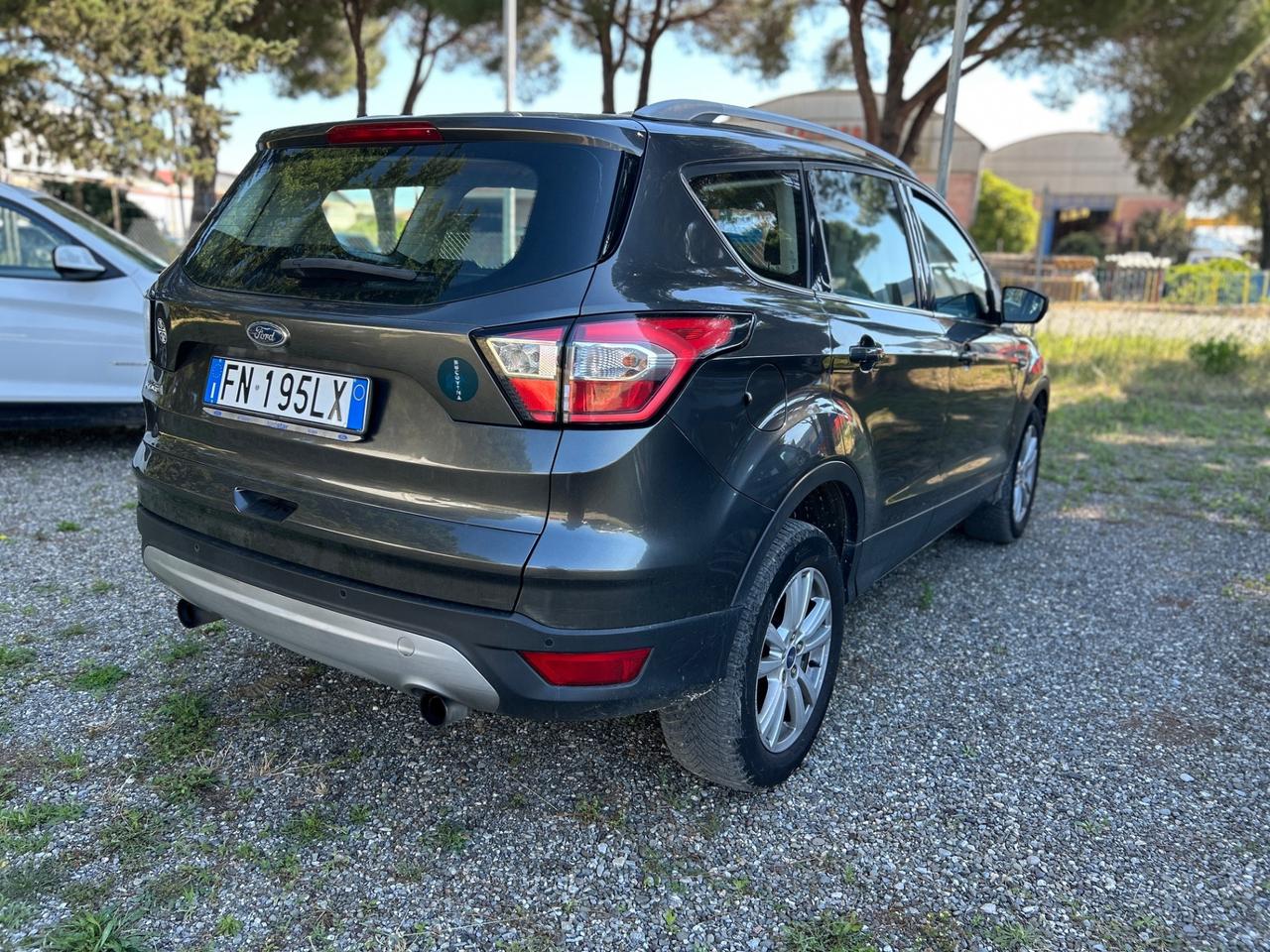 Ford Kuga 1.5 TDCI 120cv*UNIPRO*OTTIME CONDIZIONI*