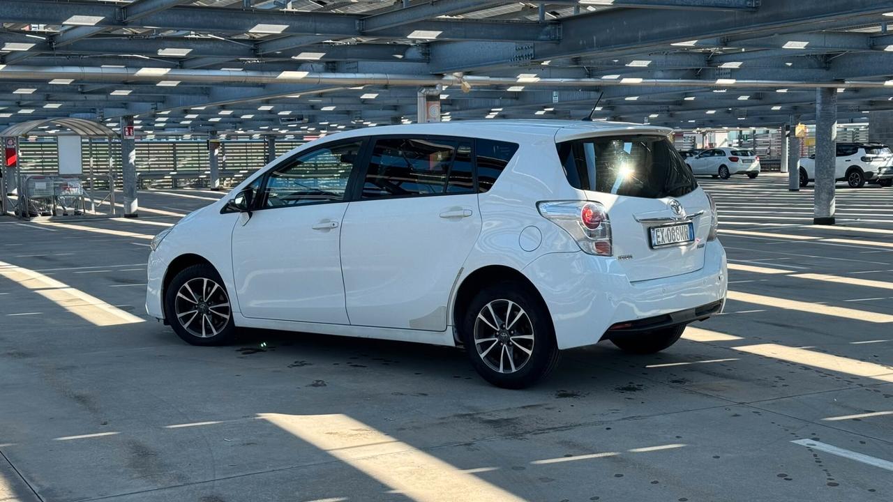 Toyota Verso 1.6 D-4D Style 7 posti