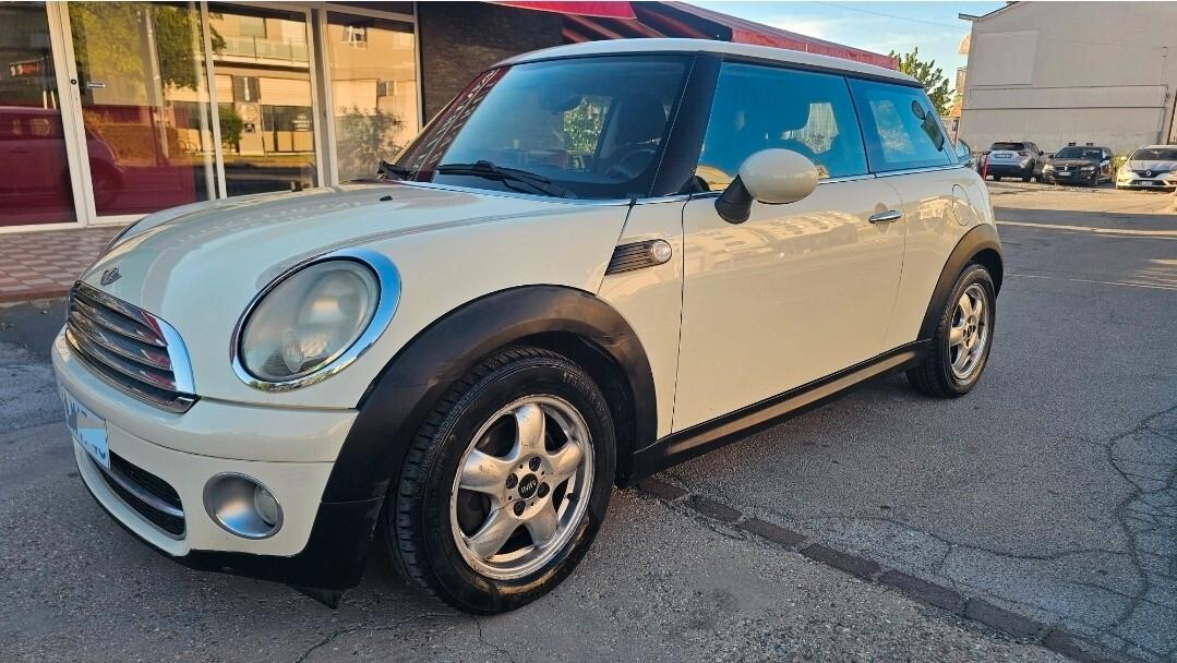 Mini 1.6 16V Cooper D Chili
