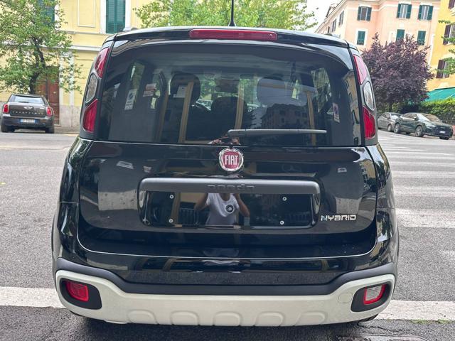 FIAT Panda 1.0 FireFly S&S Hybrid Pandina Cross-Navi-Carplay