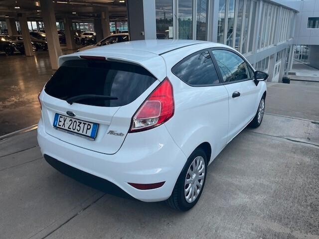 Ford Fiesta Autocarro