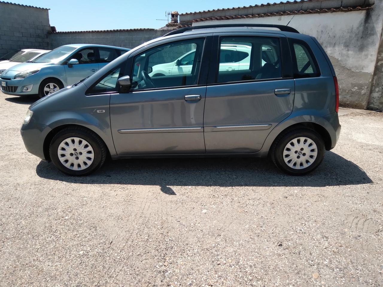 Fiat Idea 1.3 Multijet 16V 70 CV BlackEnergy xneopatentati
