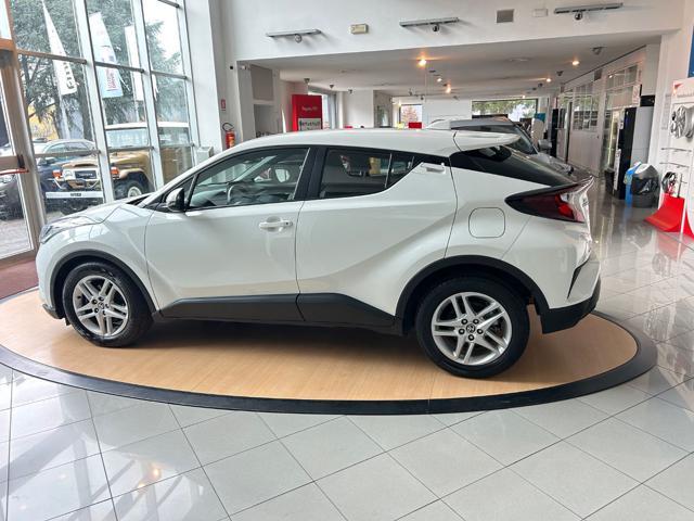 TOYOTA C-HR 1.8 Hybrid E-CVT Active