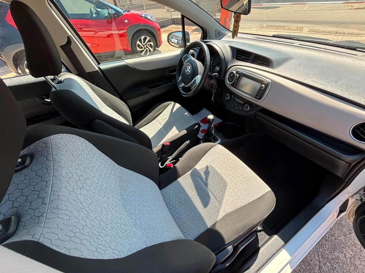 Toyota Yaris 1.4 D-4D 5 porte Lounge