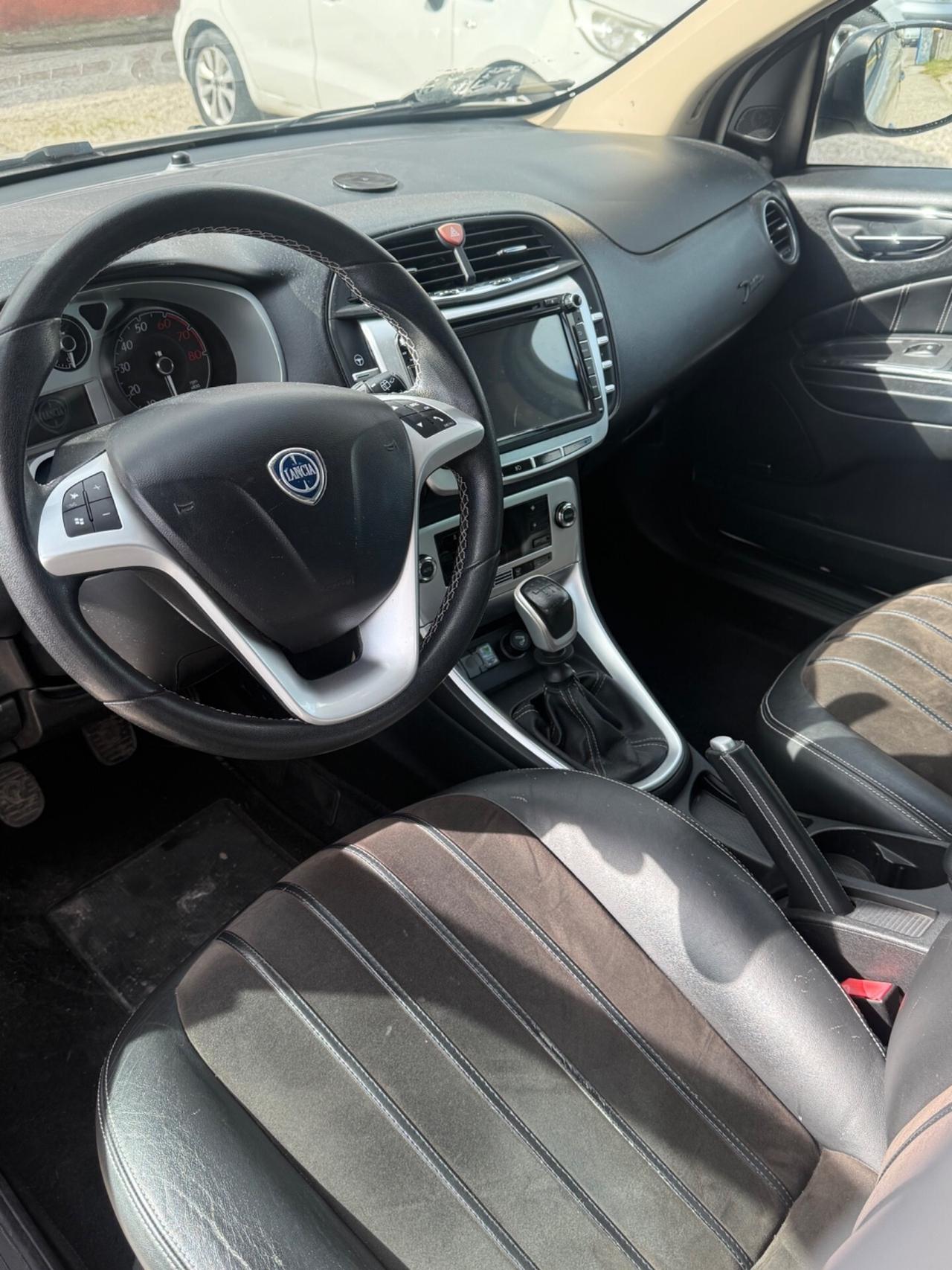 Lancia Delta 1.4 T-Jet 120 CV Oro