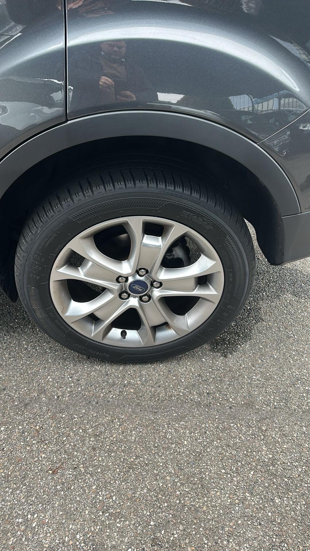 Ford Kuga 2.0 TDCI 150 CV S&S 2WD Titanium