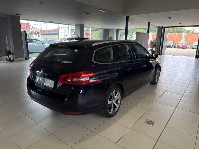 Peugeot 308 BlueHDi 130 EAT6 S&S SW Allure
