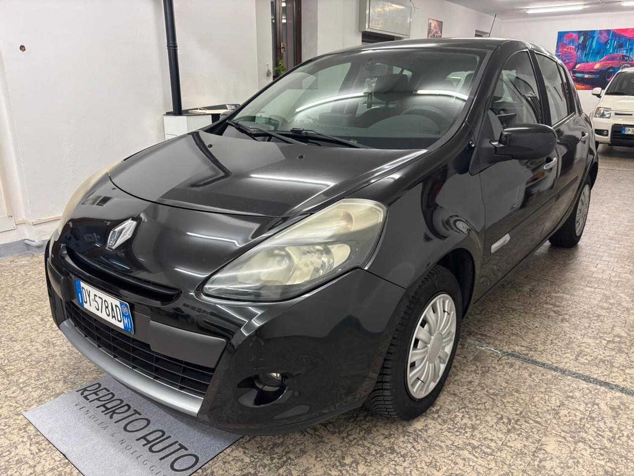 Renault Clio 1.2 16V 5 porte Dynamique