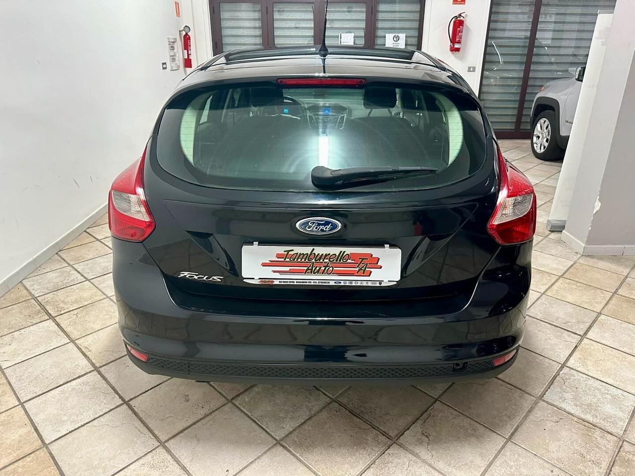 FORD Focus 1.6 TDCi (116) TITANIUM 2011