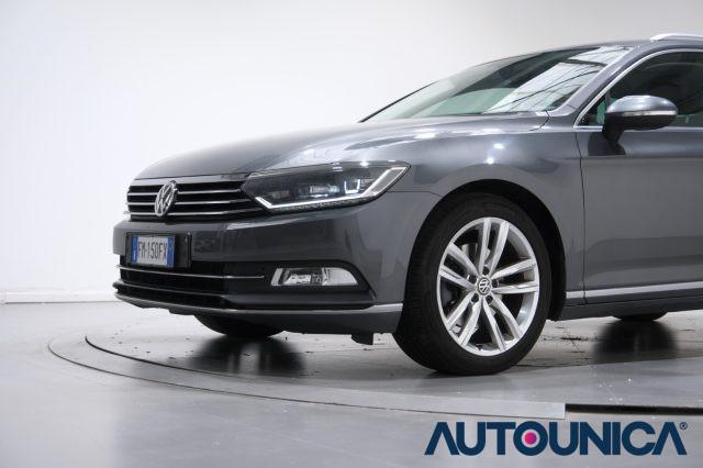 VOLKSWAGEN Passat Variant 2.0 TDI 190 CV DSG HIGHLINE BMT FARI LED