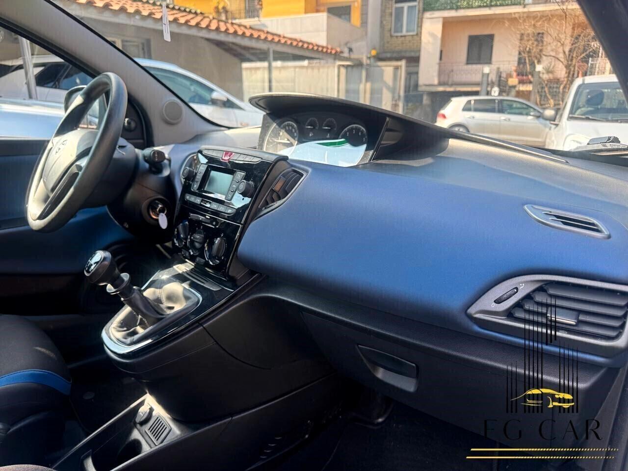 Lancia Ypsilon 1.2 69 CV 5 porte Platinum 02/2018