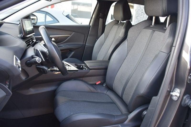 Peugeot 3008 BlueHDi 130 S&S EAT8 Allure *Navigatore*