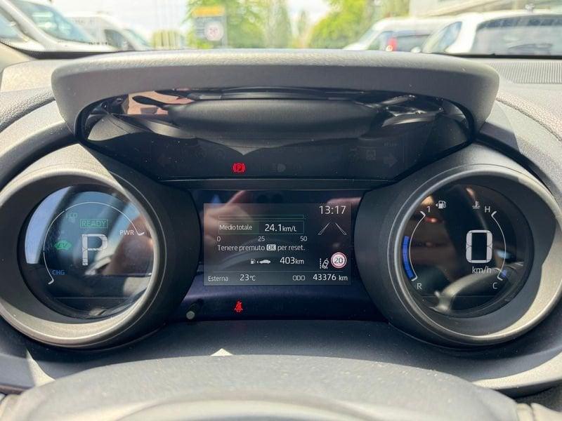 Toyota Yaris Hybrid Trend MY22