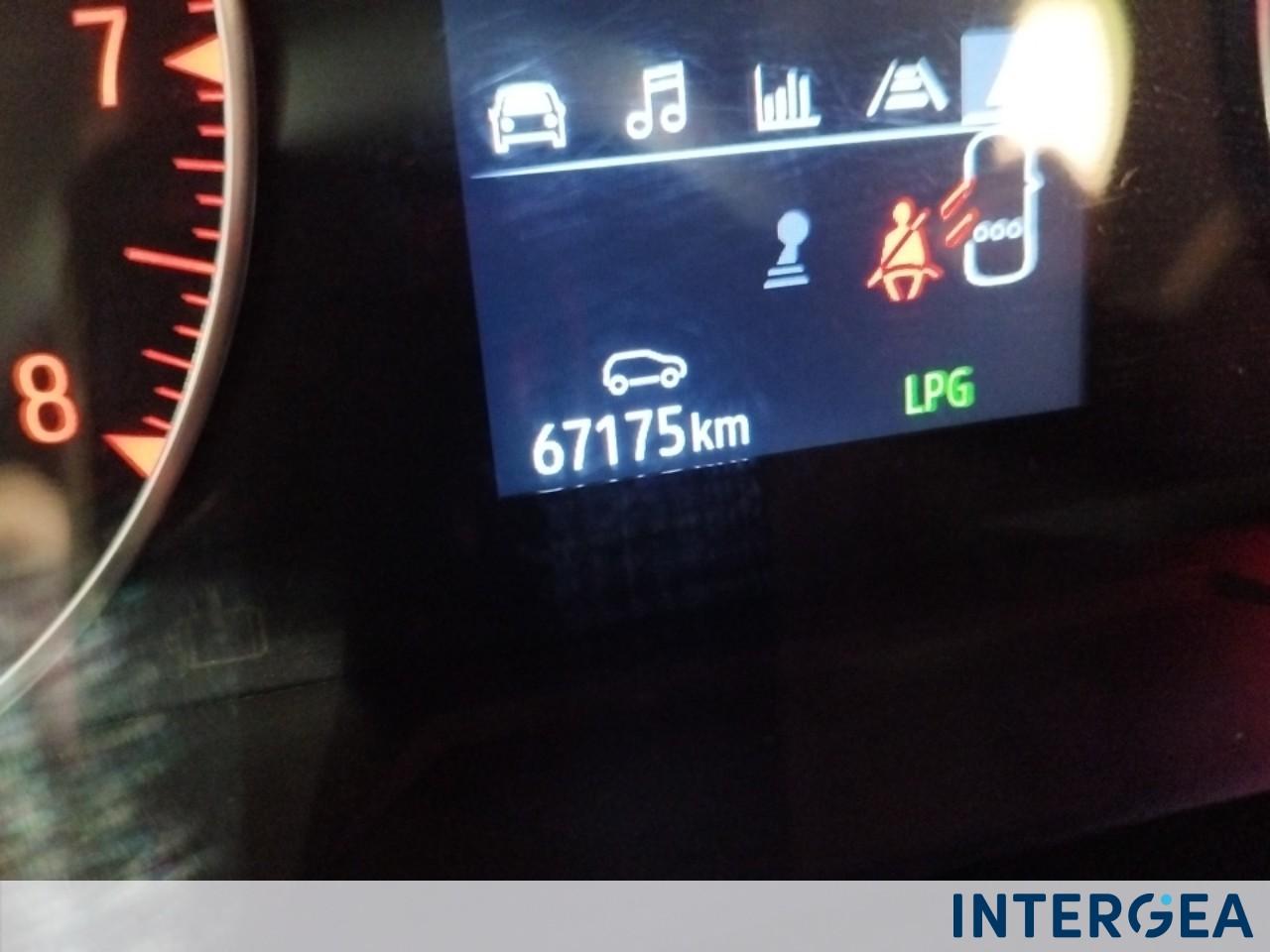 RENAULT Captur 1.0 tce Zen Gpl 100cv