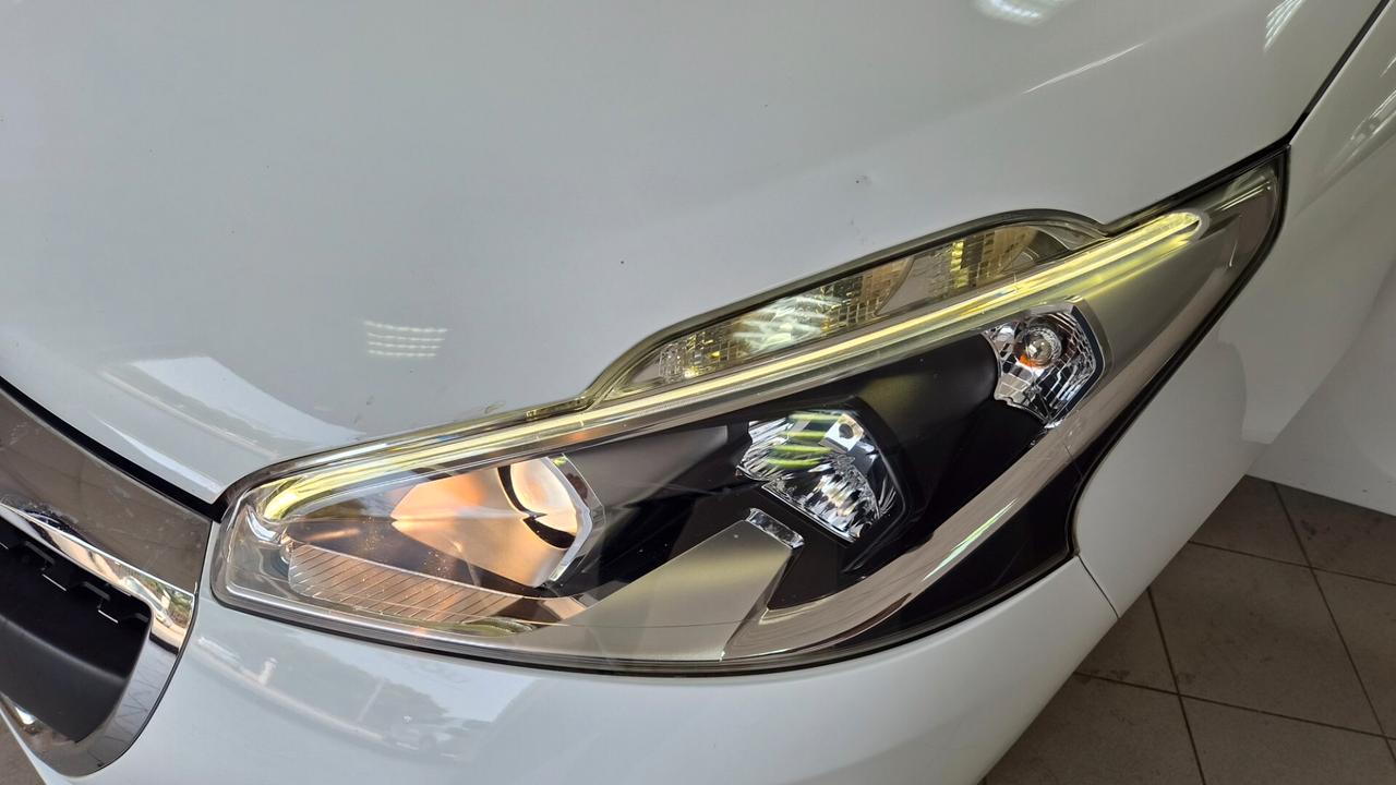 Peugeot 208 BlueHDi 75 5 porte Allure