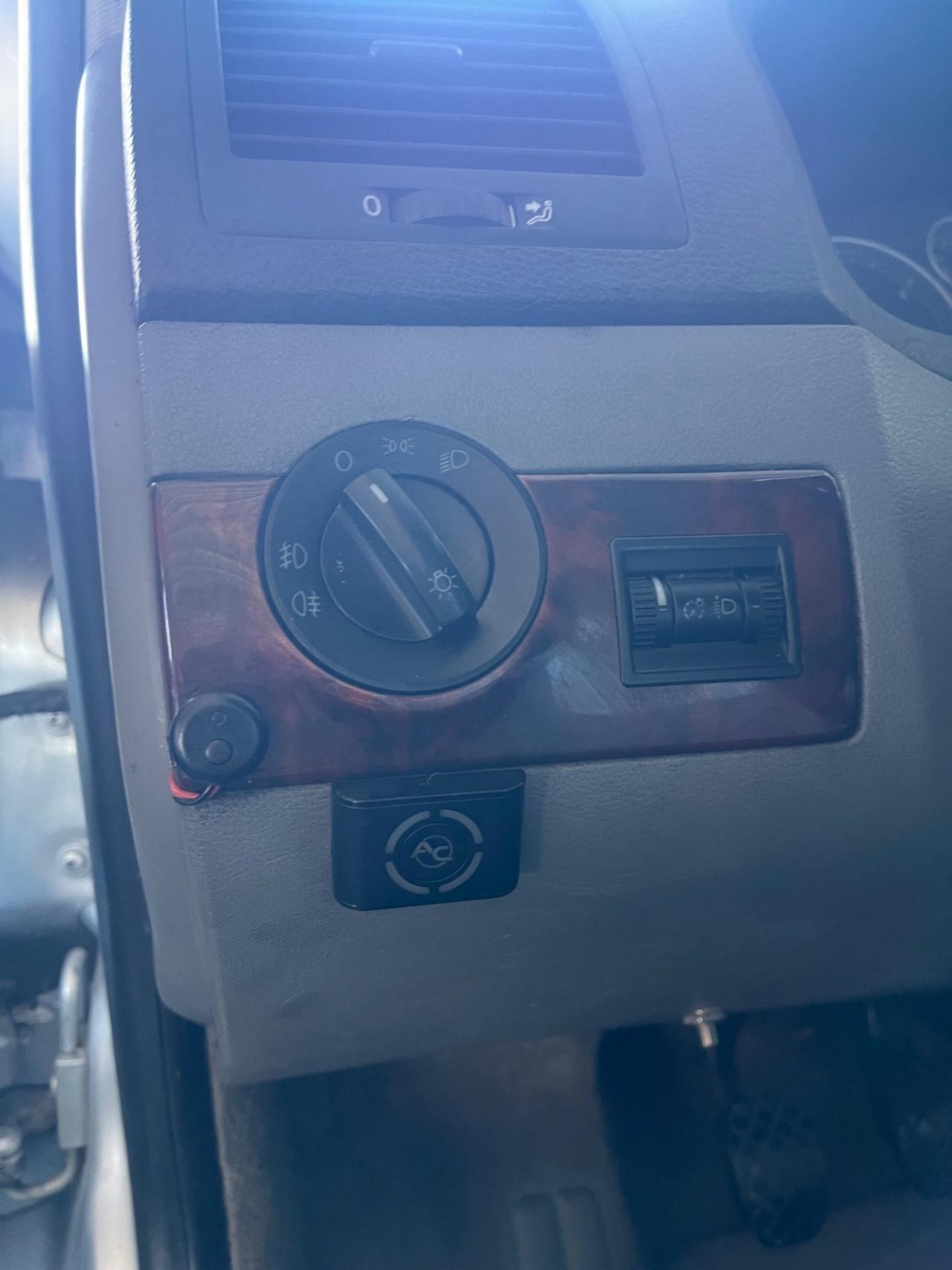 Volkswagen Multivan 2.5 TDI GPL 7 Posti PERMUTE RATE