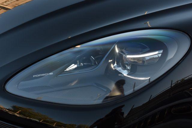 PORSCHE Macan 2.0 *SPORT DESIGN*CHRONO*TETTO*21"*PASM*LED*CAM*