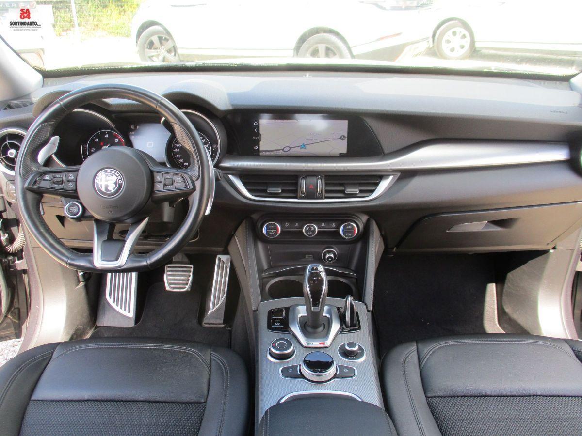 A.R.Stelvio 2.2 T.diesel 190CV AT8 RWD SPRINT 2021
