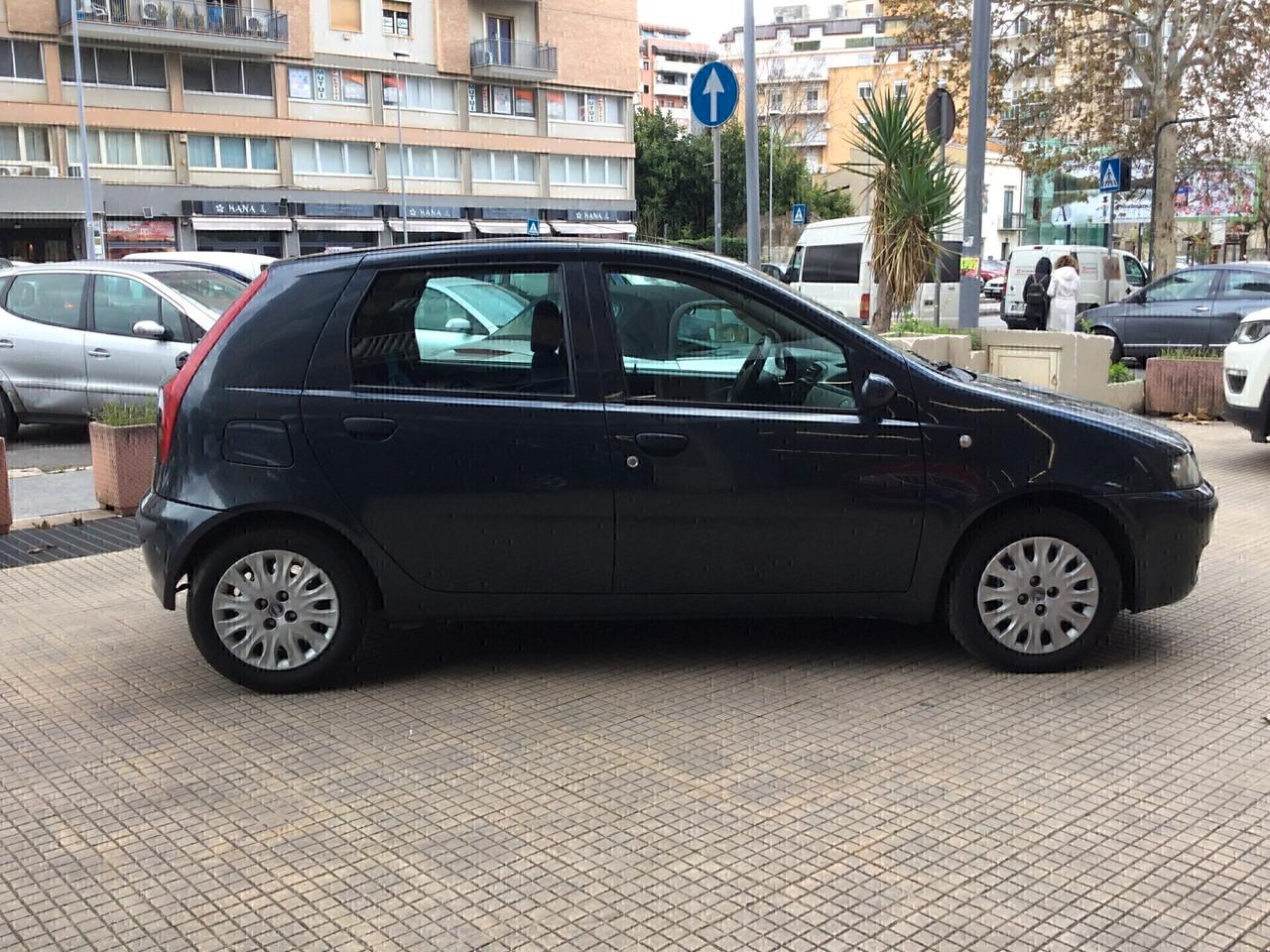 Fiat Punto 1.9 JTD 5 porte HLX