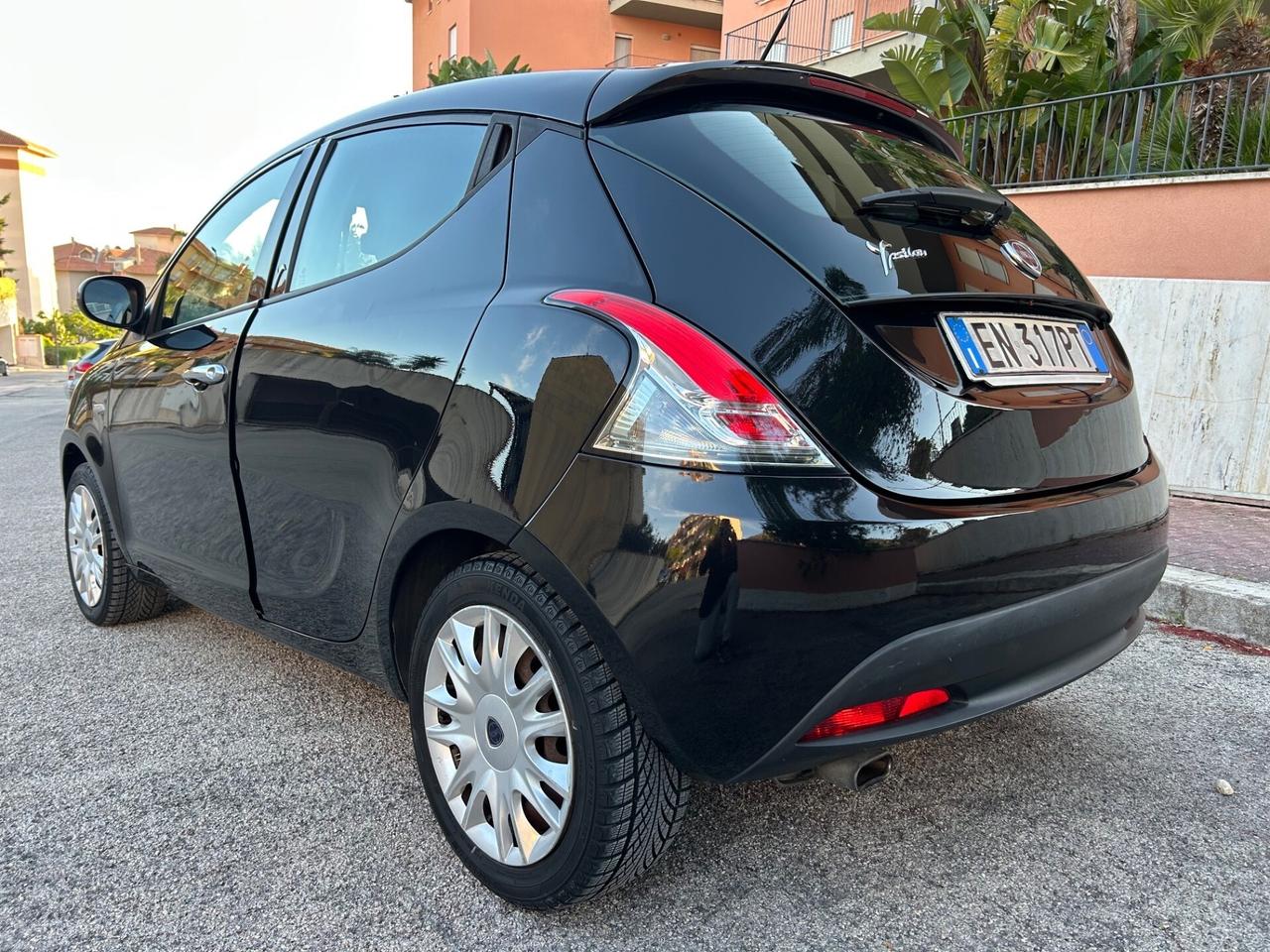 Lancia Ypsilon 1.2 benz ideale per neo patentati