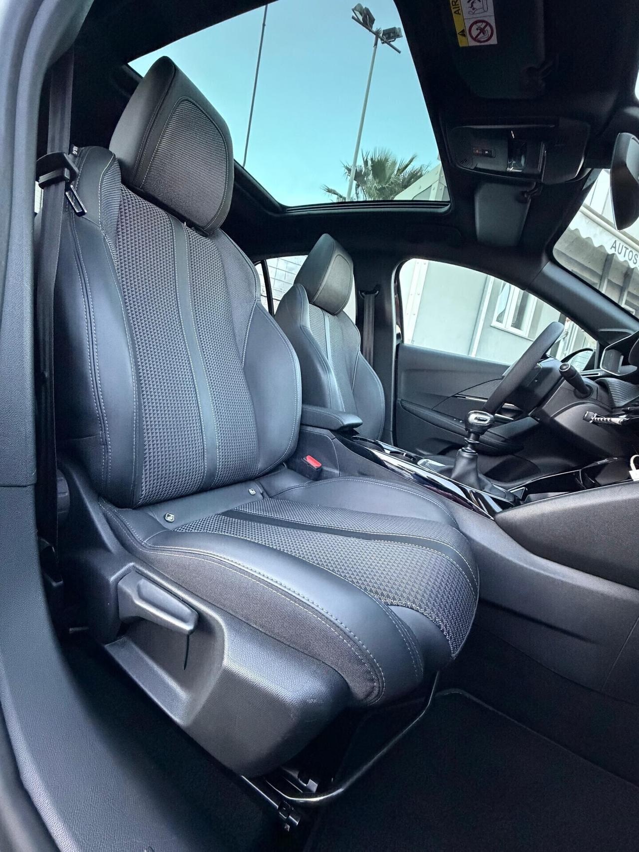 Peugeot 208 1.5 BLUE-HDI 102CV GT-LINE