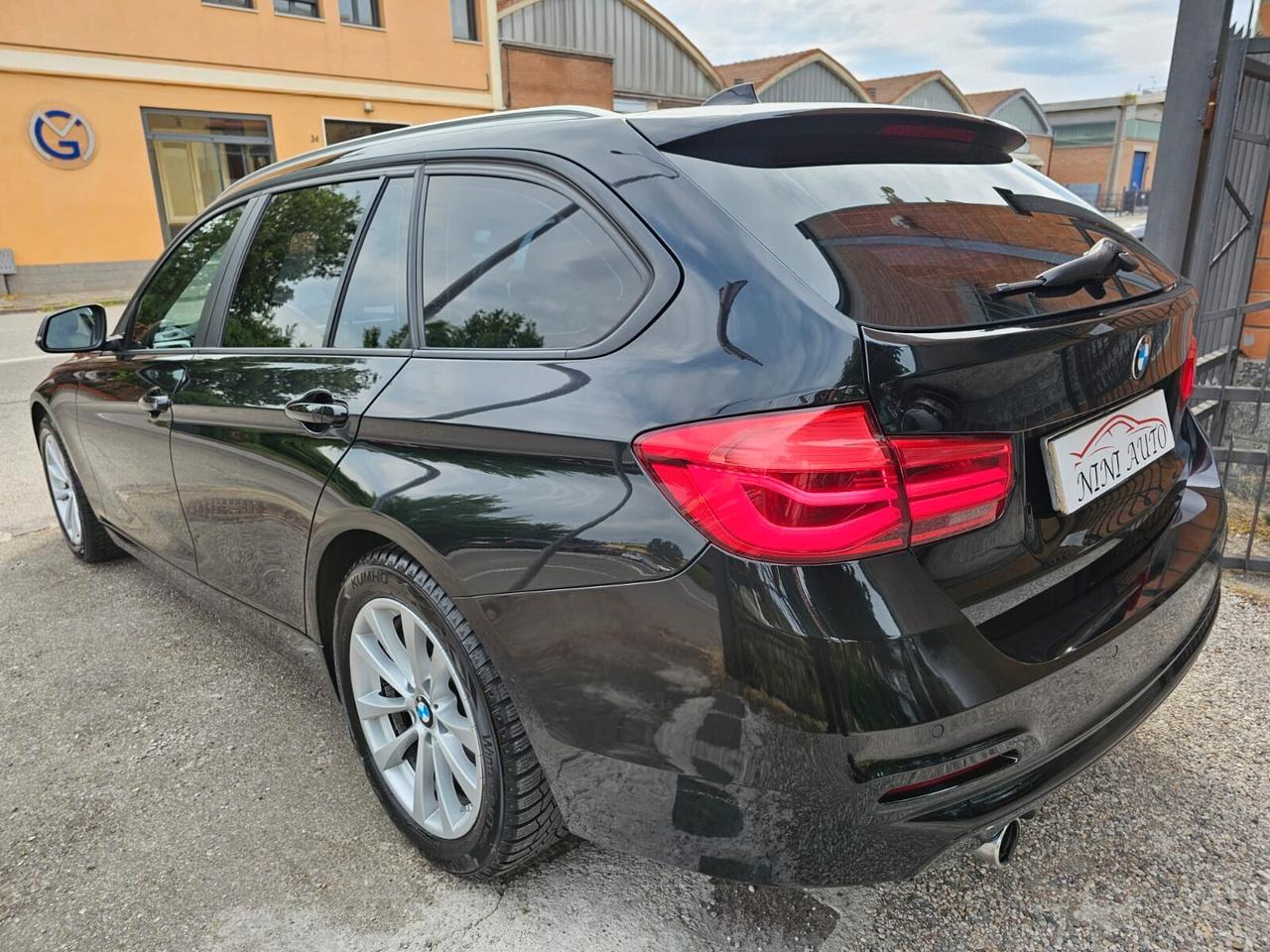 Bmw 316d 115cv Touring Sport*Aut*Bi-Xeno*Navi*Pdc*17*