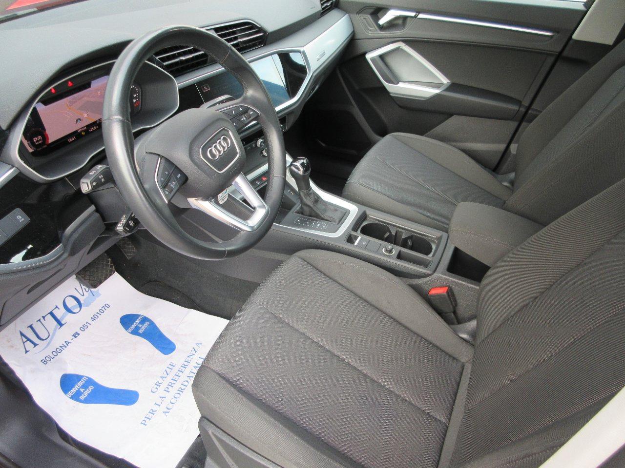 Audi Q3 35 2.0 tdi Business Advanced s-tronic
