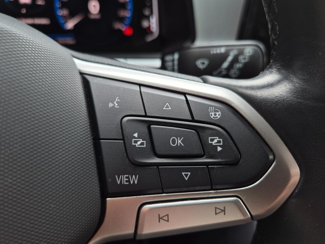 Volkswagen T-Roc 2.0 tdi DSG APPLE CARPLAY + ANDROID AUTO COCKPIT RETROCAMERA ACC LED