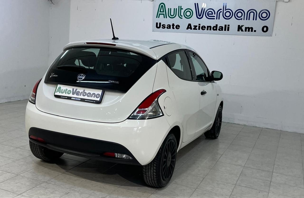 Lancia Ypsilon 1.0 FireFly 5 porte ecochic