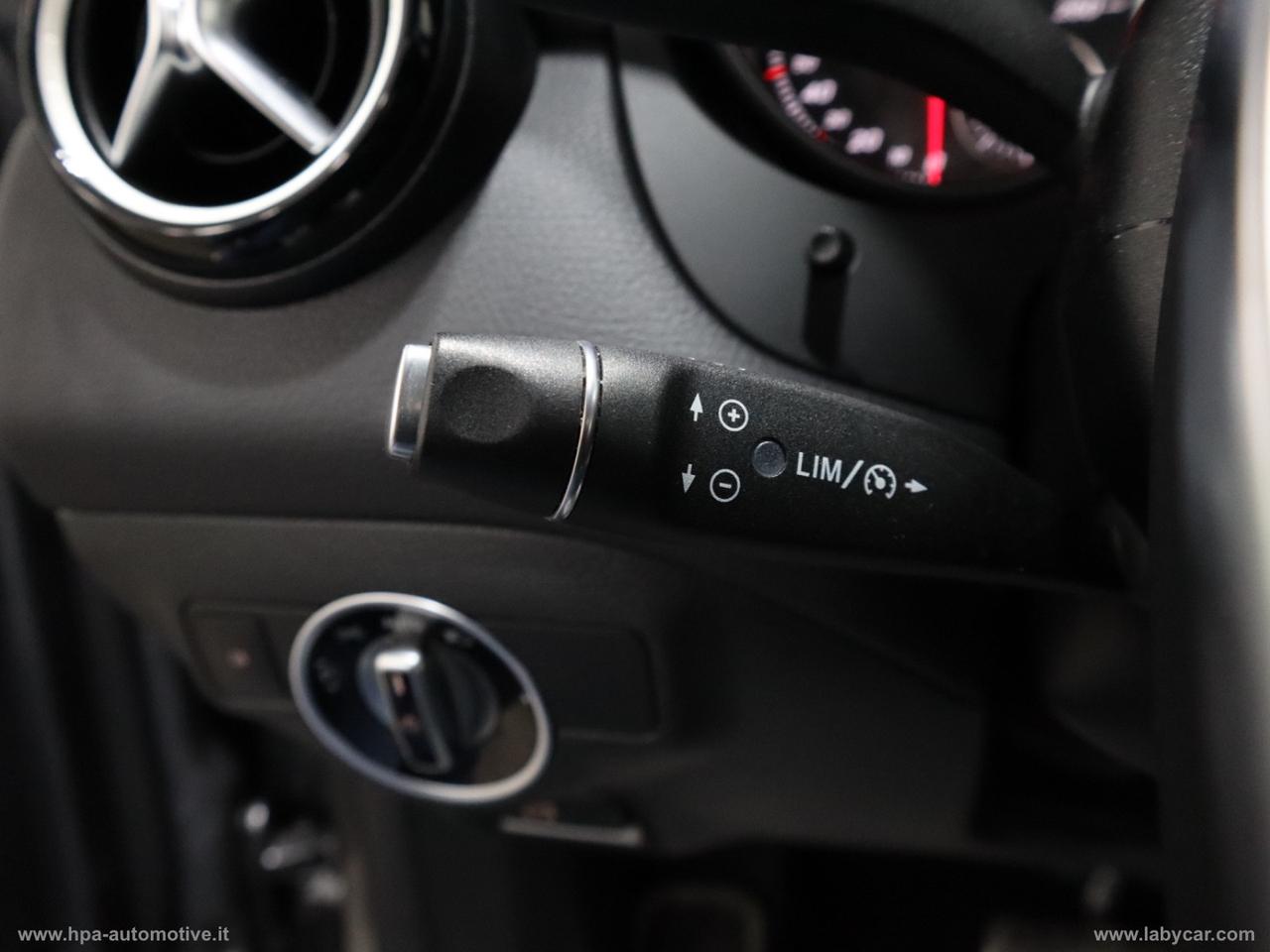 MERCEDES-BENZ GLA 220 d AMG Automatic Premium NAVI LED PELLE