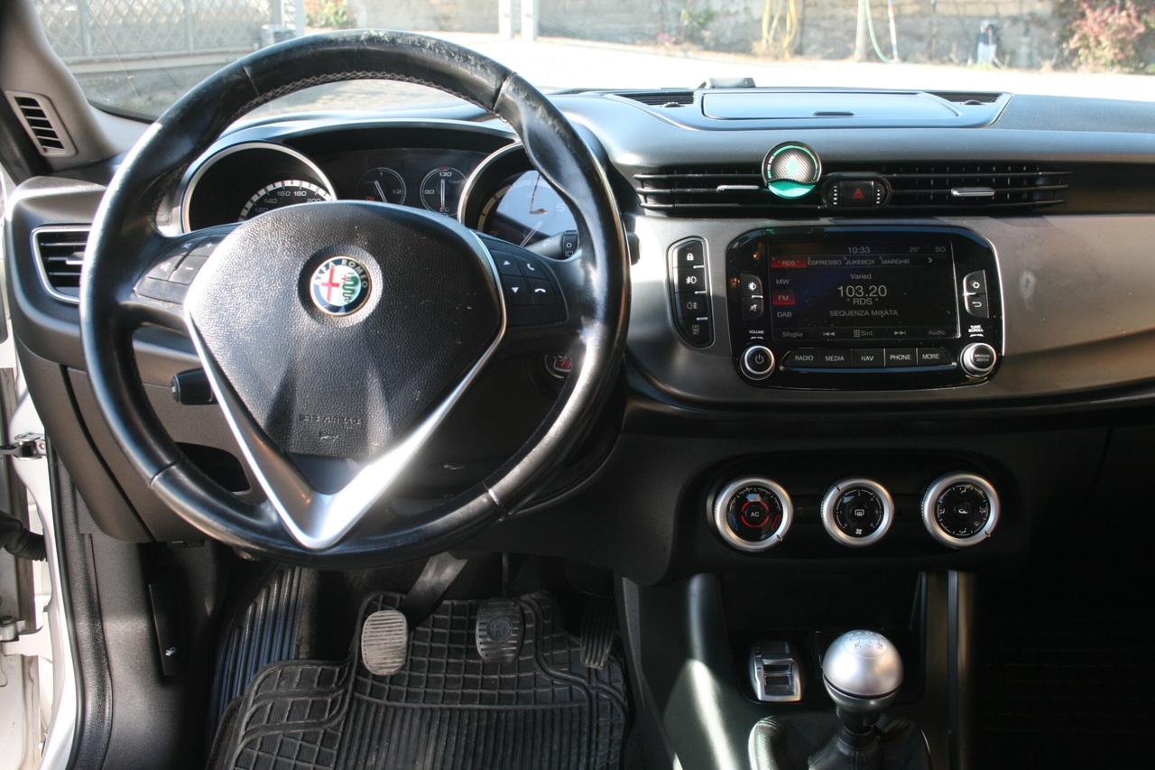 Alfa Romeo Giulietta 1.6 JTDm-2 120 CV Distinctive