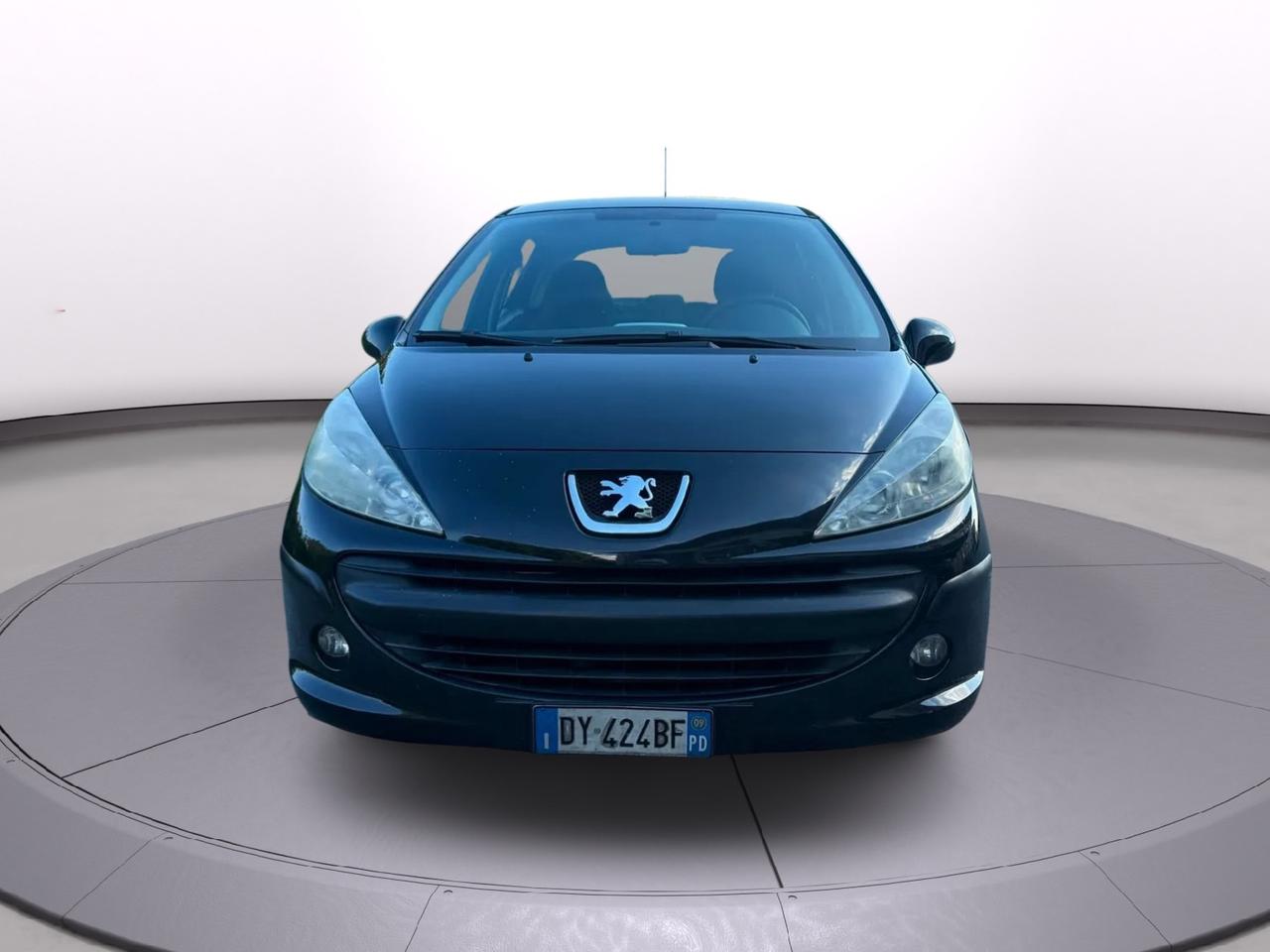 Peugeot 207 1.4 benzina gpl anno 2009 neo patentati