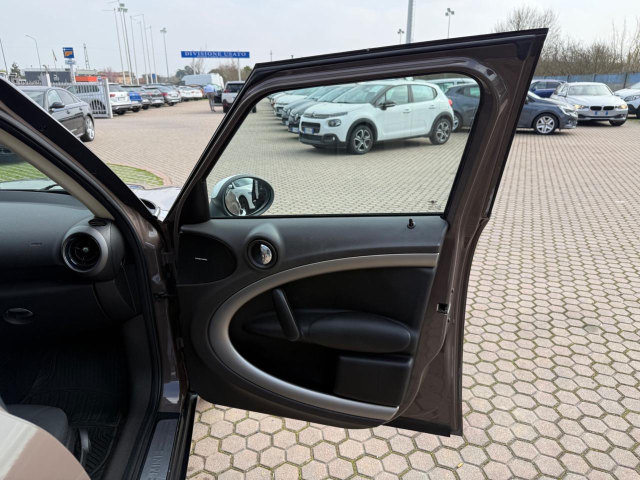 Mini One Countryman 2.0 Cooper D Automatica ADATTA AI NEOPATENTATI