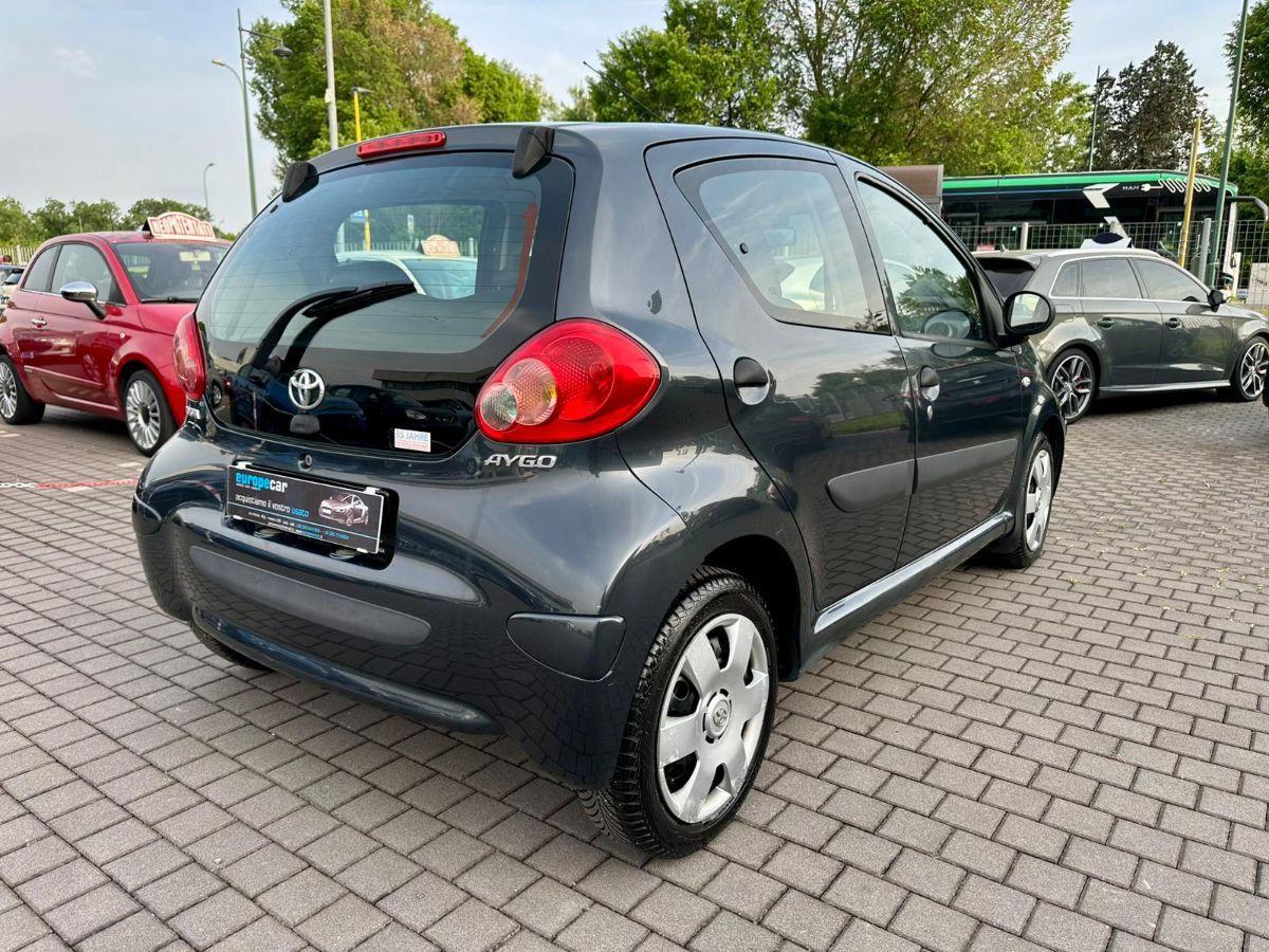 TOYOTA - Aygo - 12V VVT-i 5 porte Now