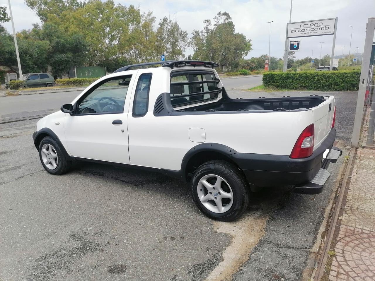 Fiat Strada 1.9 JTD – 2004
