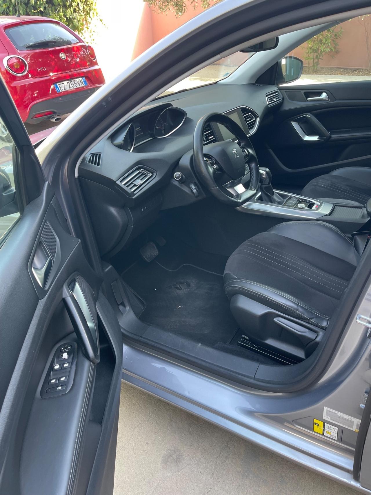 Peugeot 308 BlueHDi 120 S&S EAT6 SW GT Line