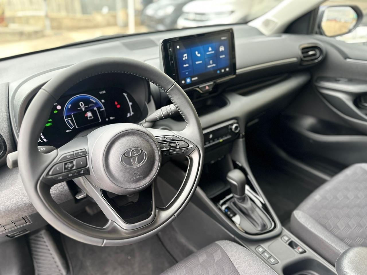 Toyota Yaris 1.5 Hybrid 5 porte Trend