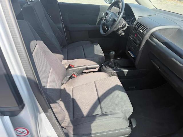 AUDI A2 157,615km 1.4 16V Top senza nessun lavoro da fare