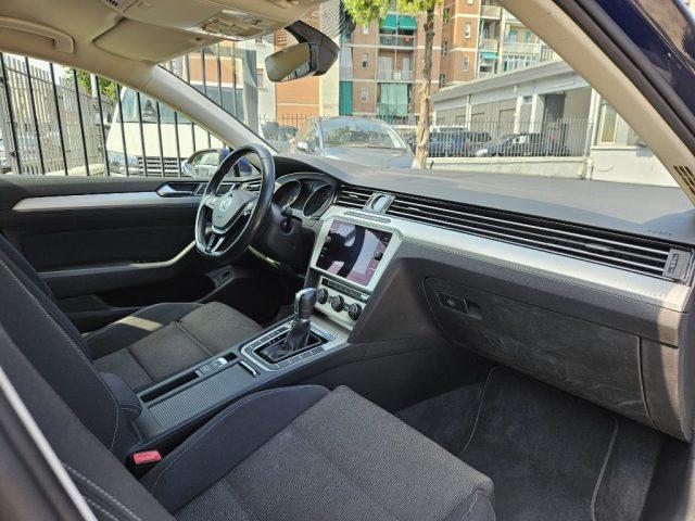 VOLKSWAGEN Passat Variant 2.0 TDI DSG BlueMotion Tech