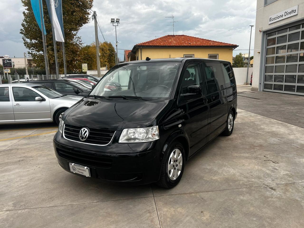 Volkswagen Multivan 2.5 TDI/130CV Comfortline 7 Posti