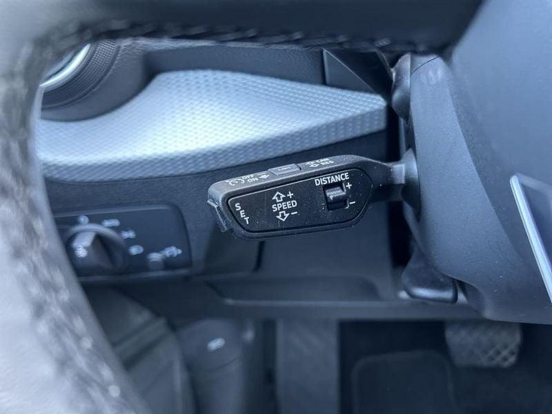 Audi Q2 35 TFSI S-Tronic Business Advanced SUPER-ACCESSORIATA