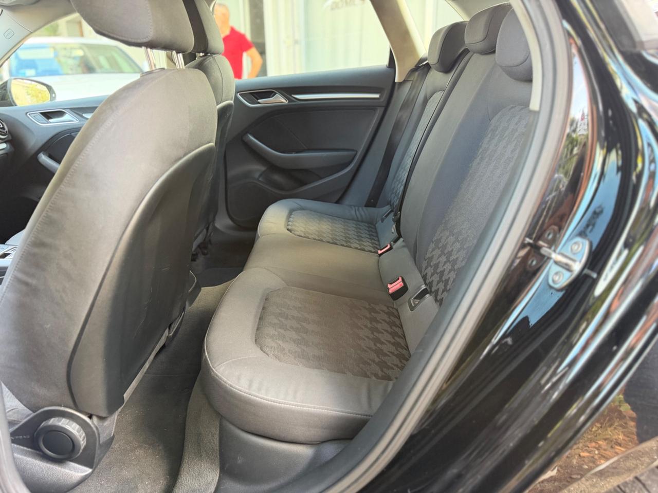 Audi A3 SPB 1.6 TDI Ambition NEOPATENTATI