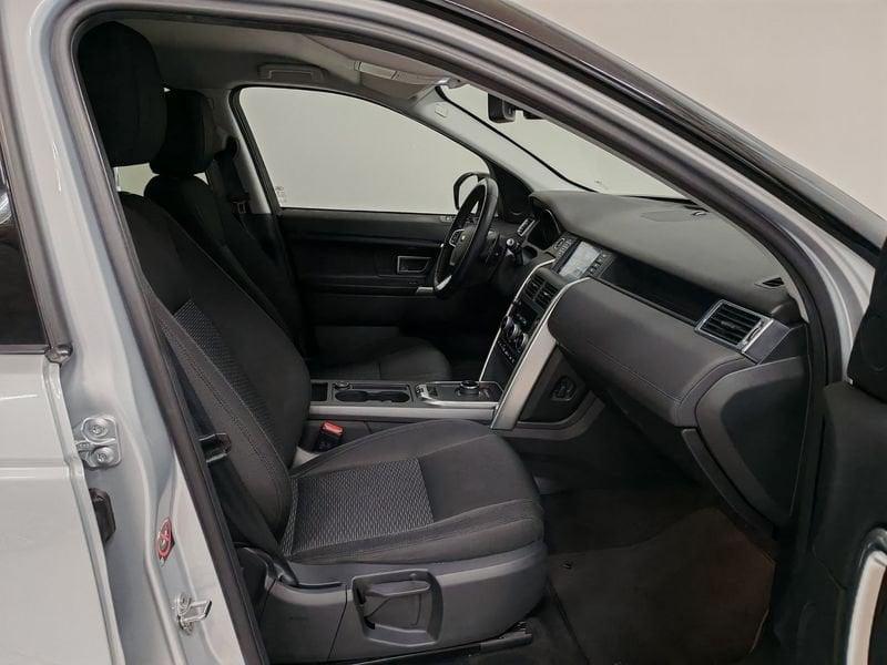 Land Rover Discovery Sport 2.0 TD4 150 CV Dark Edition