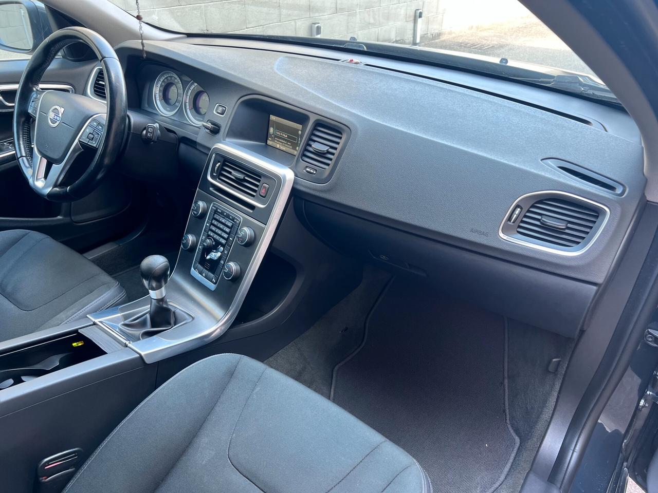 Volvo V60 1.6 d2 115cv Business TELPDC/CLIMA